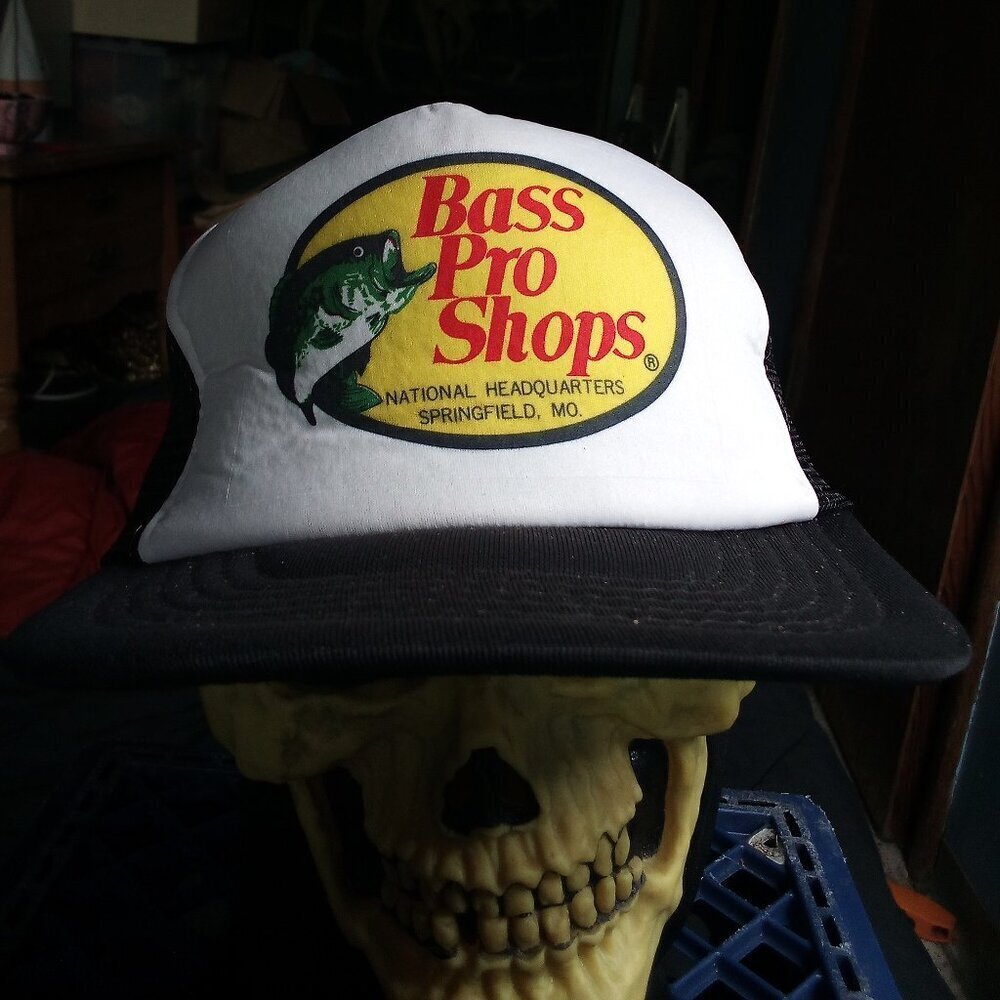Deadstock Vintage Bass Pro Shops National Headquarters Trucker Hat